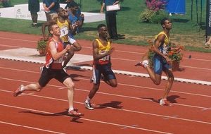 Niort 2004 - Jérémy Sigère sur le 300m cadets